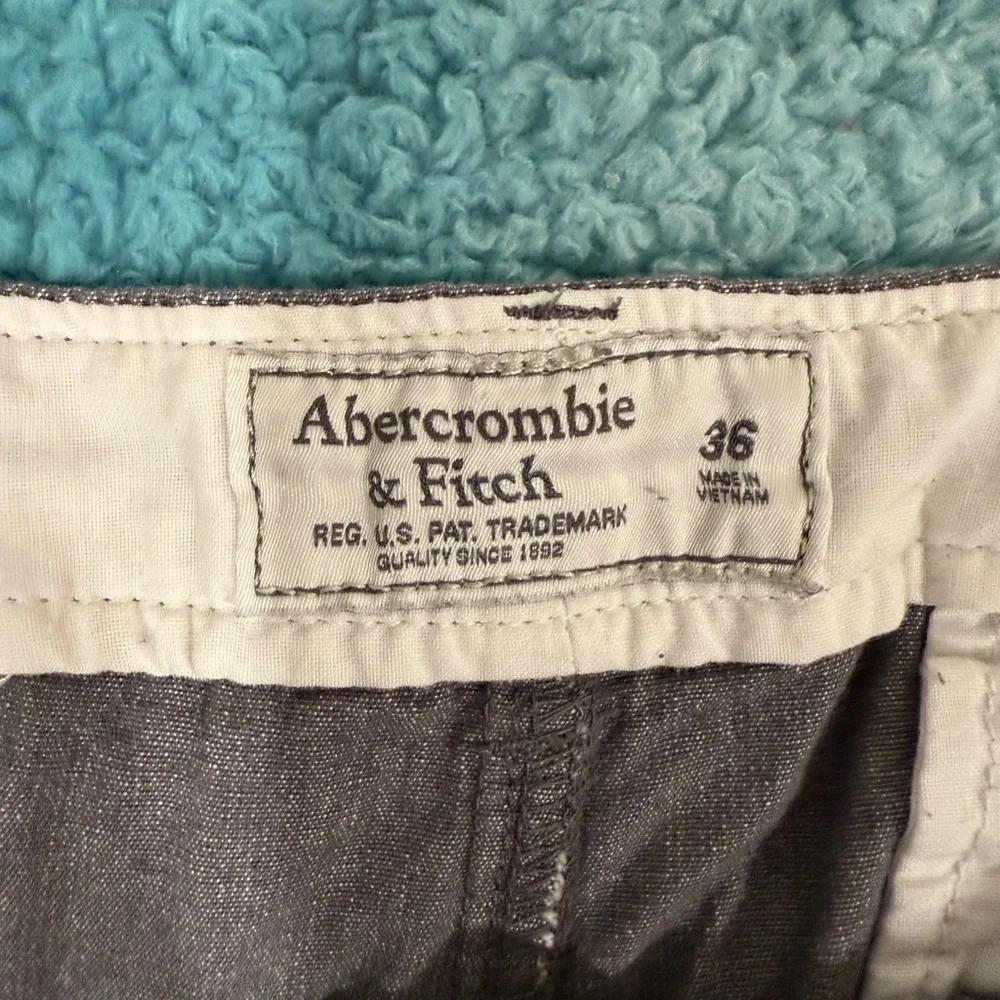 🔥Abercrombie & Fitch Men's Gray Shorts🔥